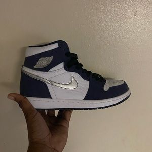 AIR JORDAN 1 MIDNIGHT NAVY
